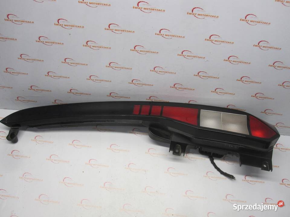 VOLKSWAGEN CADDY IV 22r lampa prawy tył osobowe świętokrzyskie Kielce