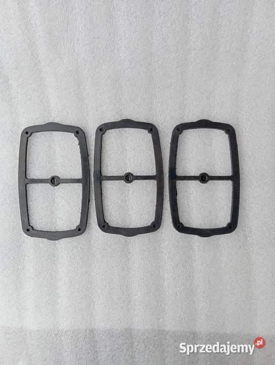 USZCZELKI DEKLI GŁOWICY SILNIKA DNIEPR opolskie Niemodlin