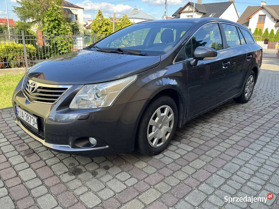 Toyota Avrndis T27 20D 126 koni Radymno