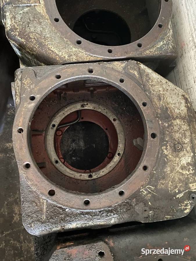 Obudowa silnika ciągnik Silnik i osprzęt Kamień