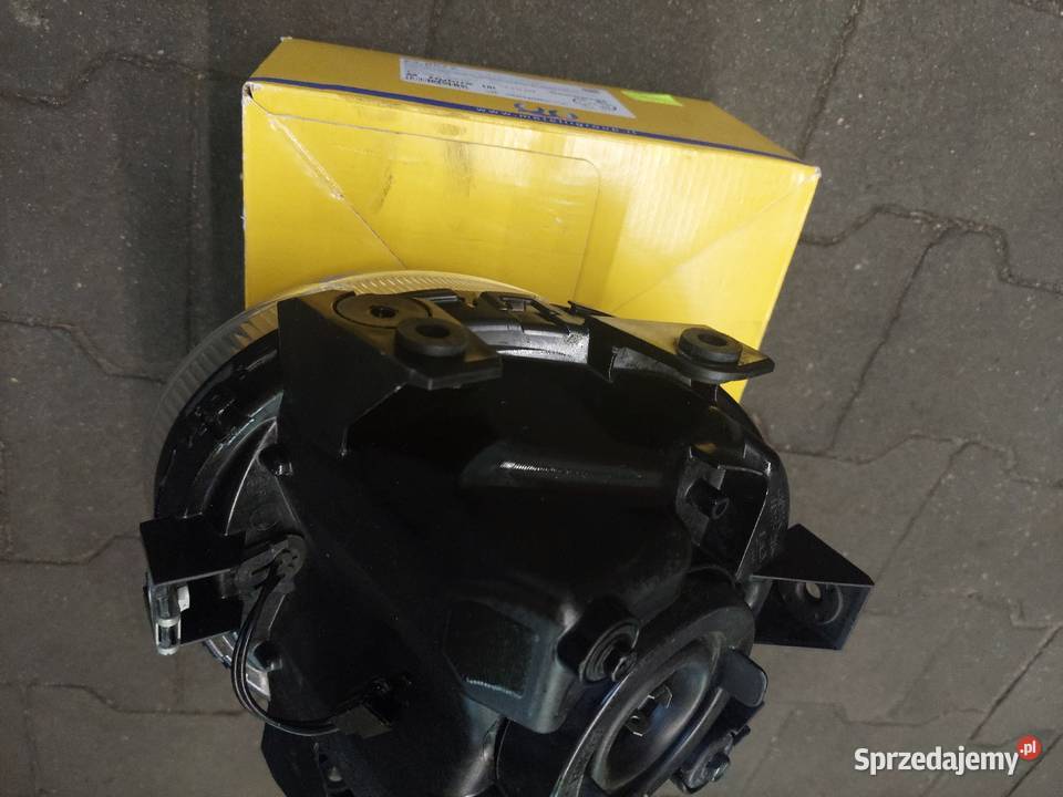 Lampa Reflektor Przod Suzuki M 1800 R N Intruder Kłobuck sprzedam