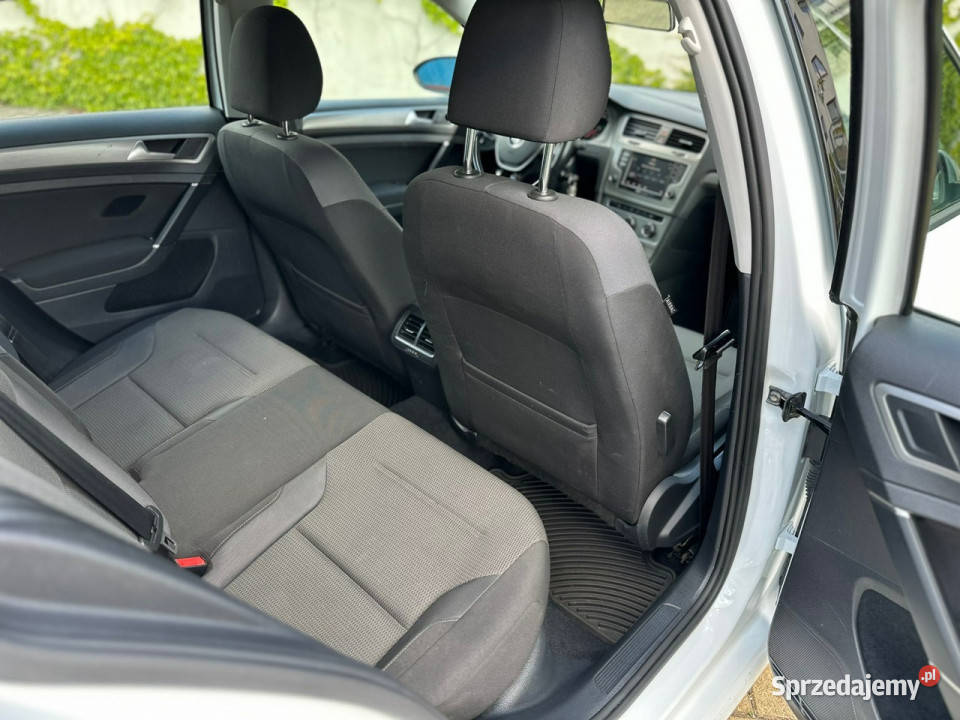 Volkswagen Golf 18 benzyna DSG VII 2012