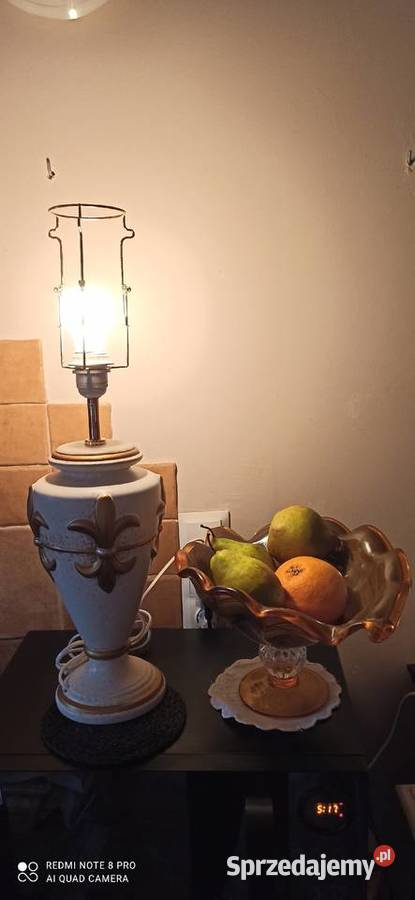 Lampa elektryczna lilijkami
4 złote