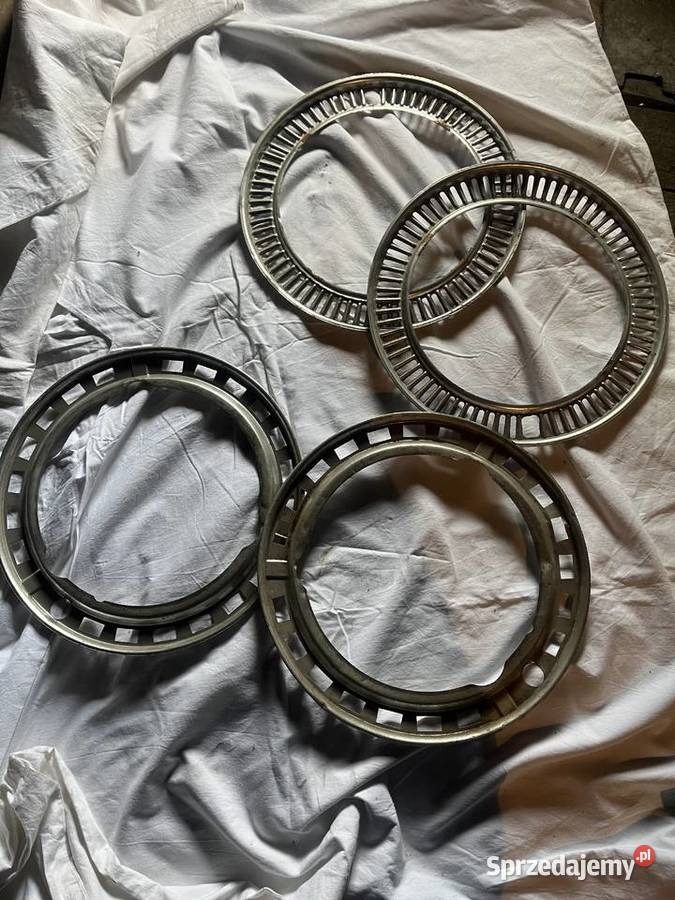 Słoneczka do kołpaków WARTBURG felgi 13 Poznań