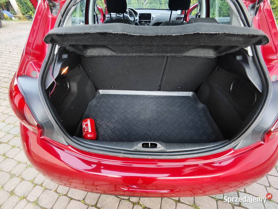 śliczny Peugeot 208 Facelifting 12 82KM