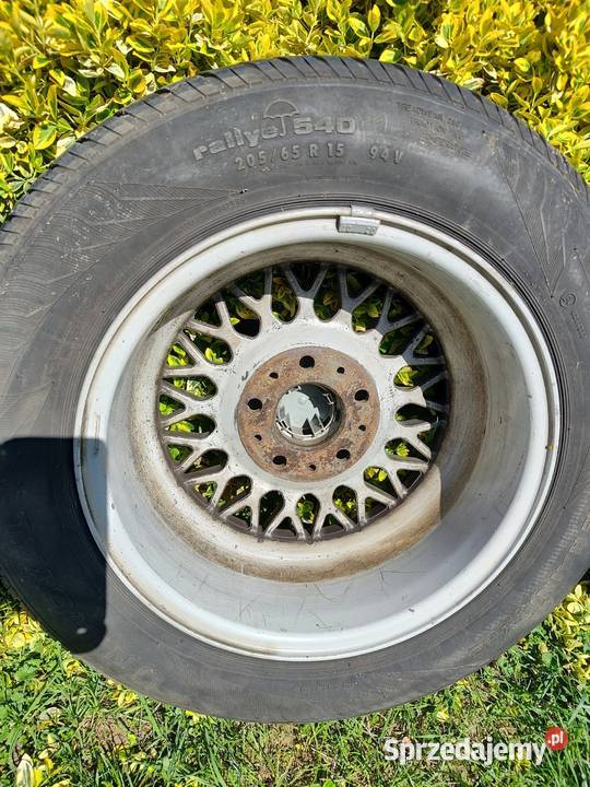Oryginalne felgi z oponami do BMW E20 7xj15h2 Samochodowe Żagań