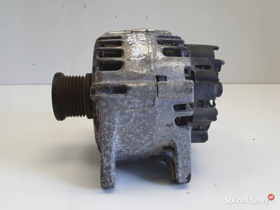 ALTERNATOR Dacia Duster I 12 TCe 231000091R Rudka