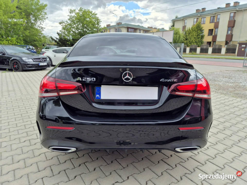 Mercedes A 250 4 Matic W177 2018 czarny Samochody osobowe Konstancin-Jeziorna
