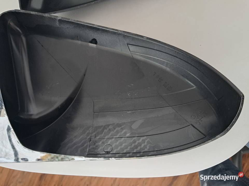 2 nowe osłony lusterek zewnętrznych mazda 6 sprzedam