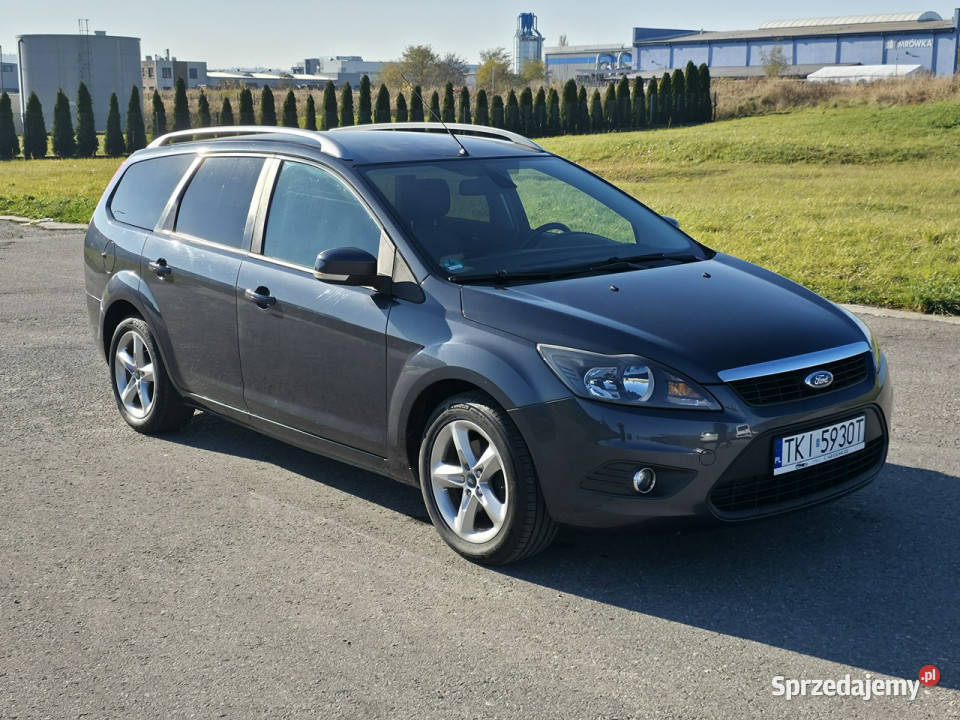 Ford Focus 18 Benzyna Serwisowany Gwarancja serwisowany w ASO świętokrzyskie Piekoszów