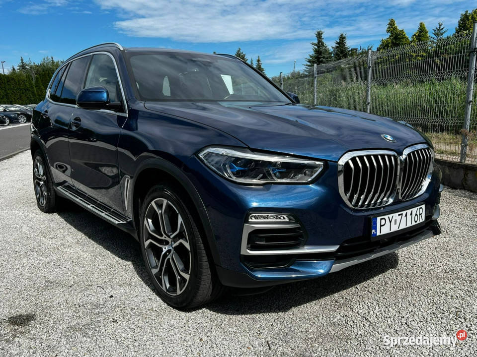 BMW X5 xDrive45e Panorama LASER Kamery Hak G05 światła do jazdy dziennej