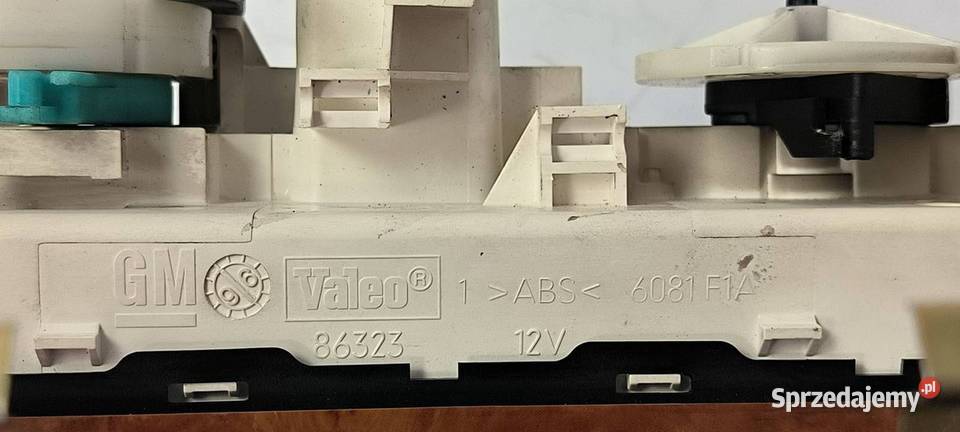 PANEL KLIMATYZACJI OPEL VECTRA B 6081F1A Części samochodowe Lipno