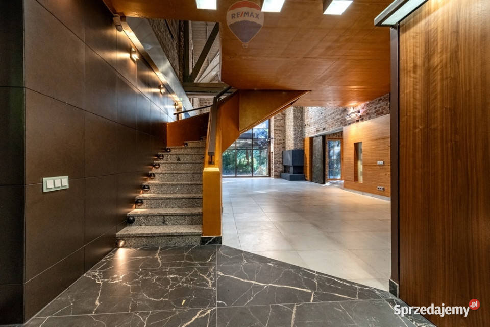 Wyjątkowa rezydencja w otoczeniu lasów Ustanów