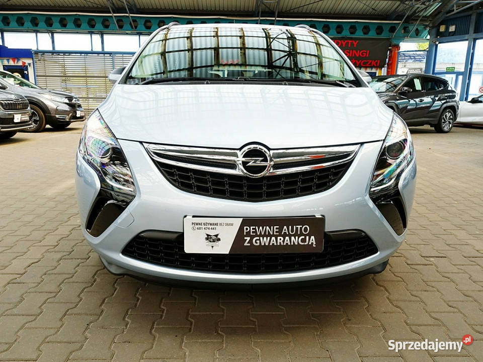 Opel Zafira BENZYNA 7Osób NAVI2xKlimatronic HAK Rok produkcji 2016 Mysłowice