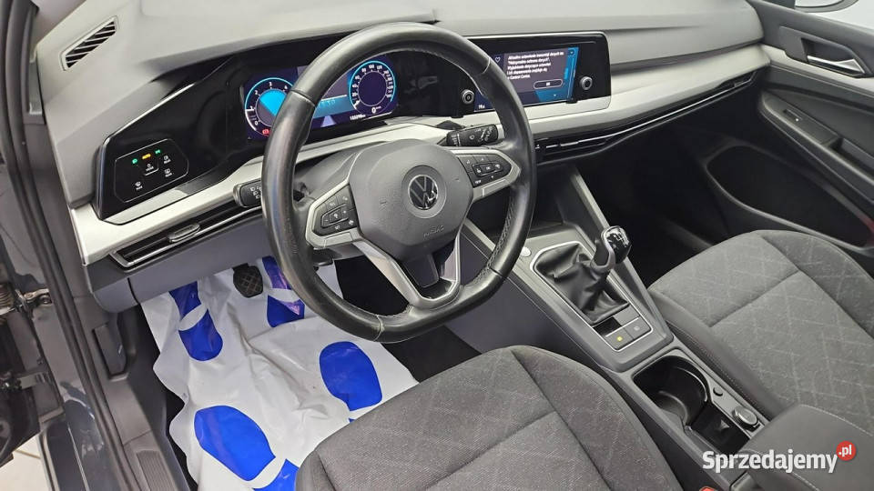 Volkswagen Golf 20 TDI Life Z Polskiego Salonu światła przeciwmgielne Warszawa
