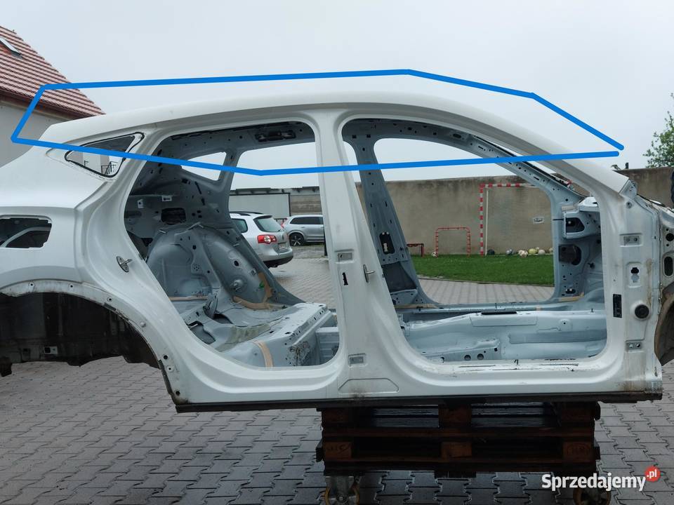 CUPRA FORMENTOR 5FF DACH BIAŁY LB9A