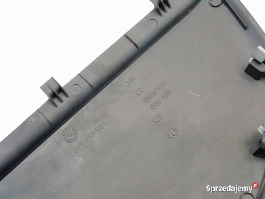 ZAŚLEPKA DESKI ROZDZIELCZEJ PRAWA SKODA FABIA I osobowe Sosnowiec