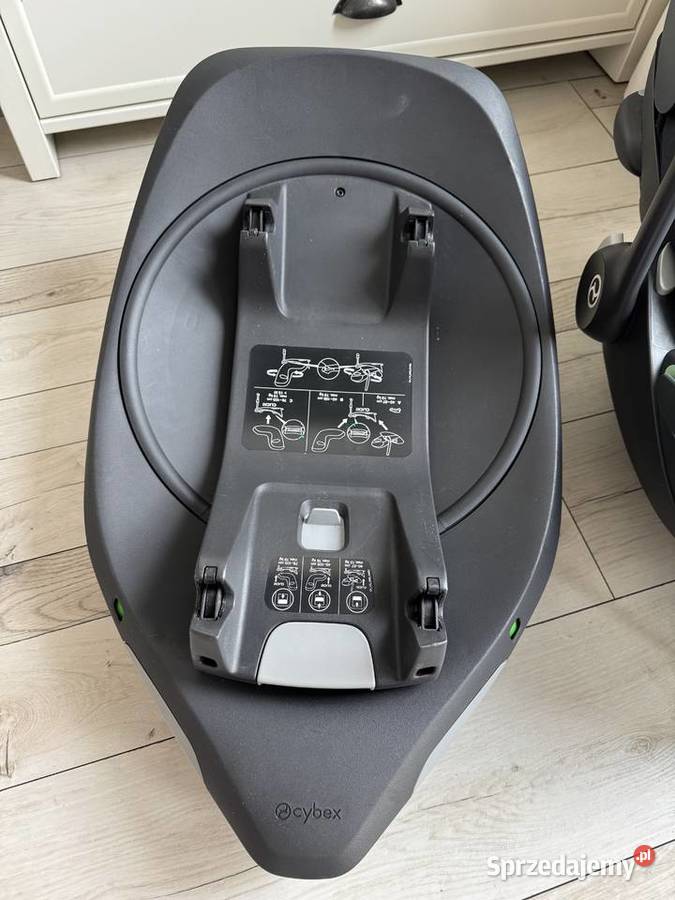 Fotel samochodowy Cybex z bazą obrotową i Kraków