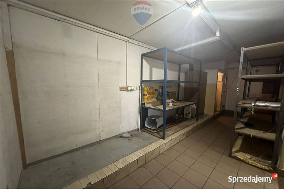 Lokal handlowousługowy wolnostojący z parkingiem śląskie Bielsko-Biała