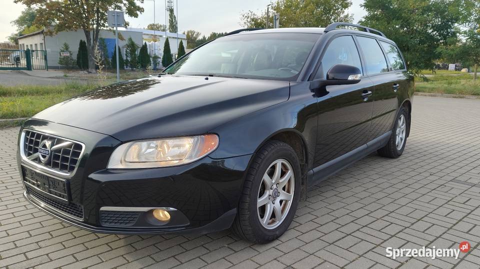 Volvo V70 20 HDI 136 z Niemiec 2009r Kombi Toruń