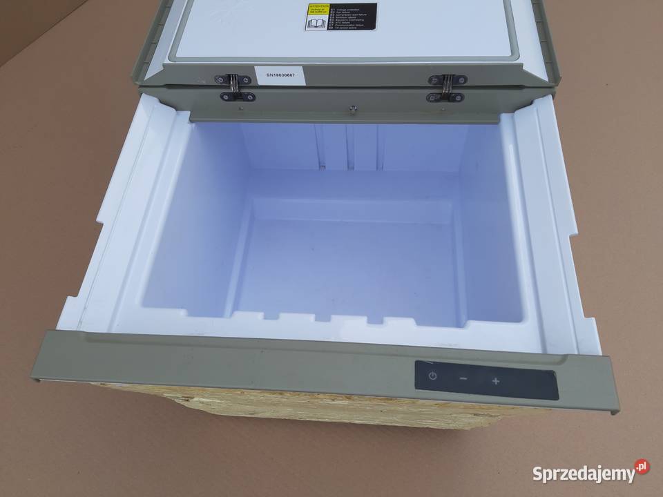 VOLVO FH4 LODÓWKA 24V 42W 45L 82174077