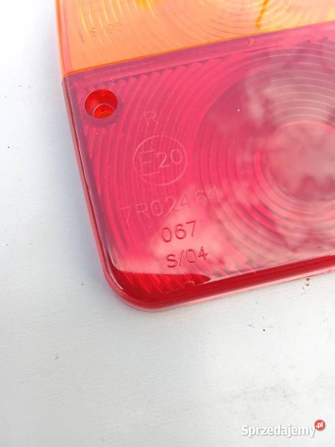 Klosz lampy tylnej przyczepka Milejewo sprzedam