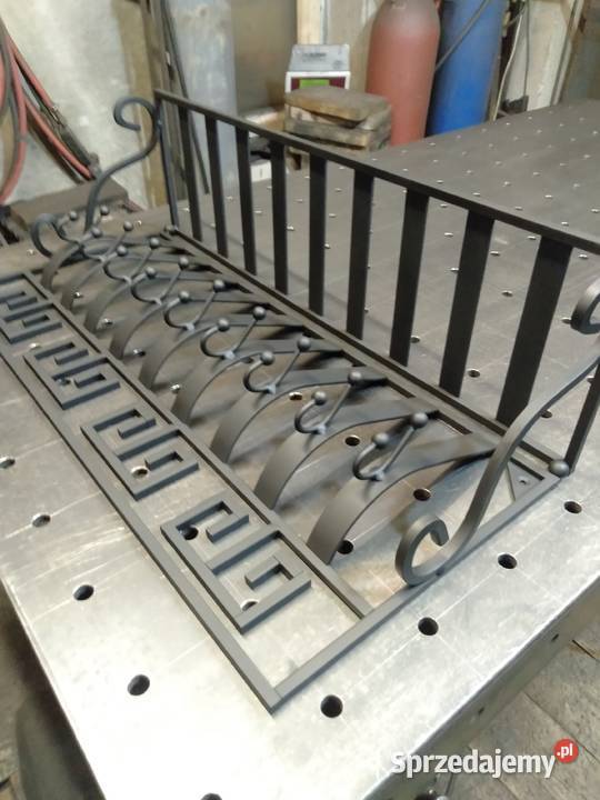 Duży metalowy wieszak kuty stylowy 80 wielkopolskie Ostrów Wielkopolski