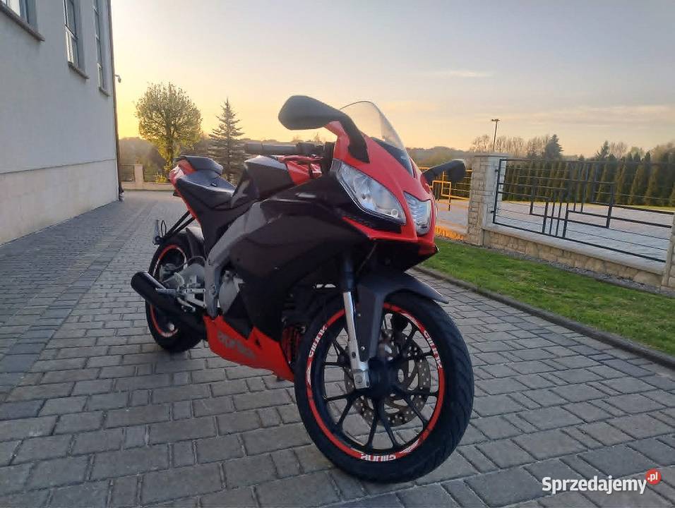 APRILIA SR 50 SCIGACZ MOTOROWER KOMUNIA PRACA Myślenice sprzedam