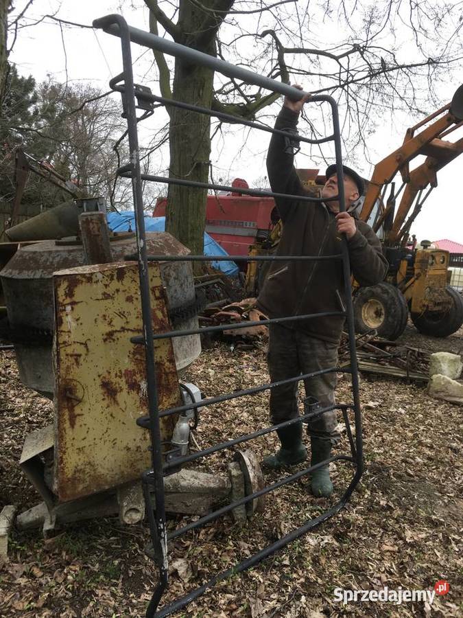 Dach na samochód terenowy