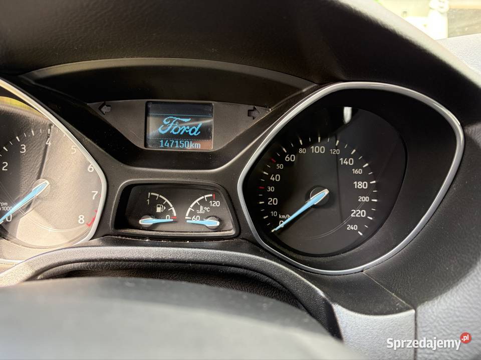 Ford Focus 2016 1596m3 Wodynie