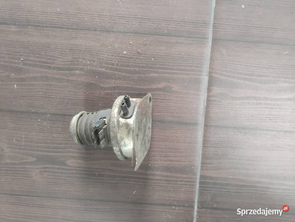 Pompką spryskiwacza szyby Żuk Nysa Syrena osobowe