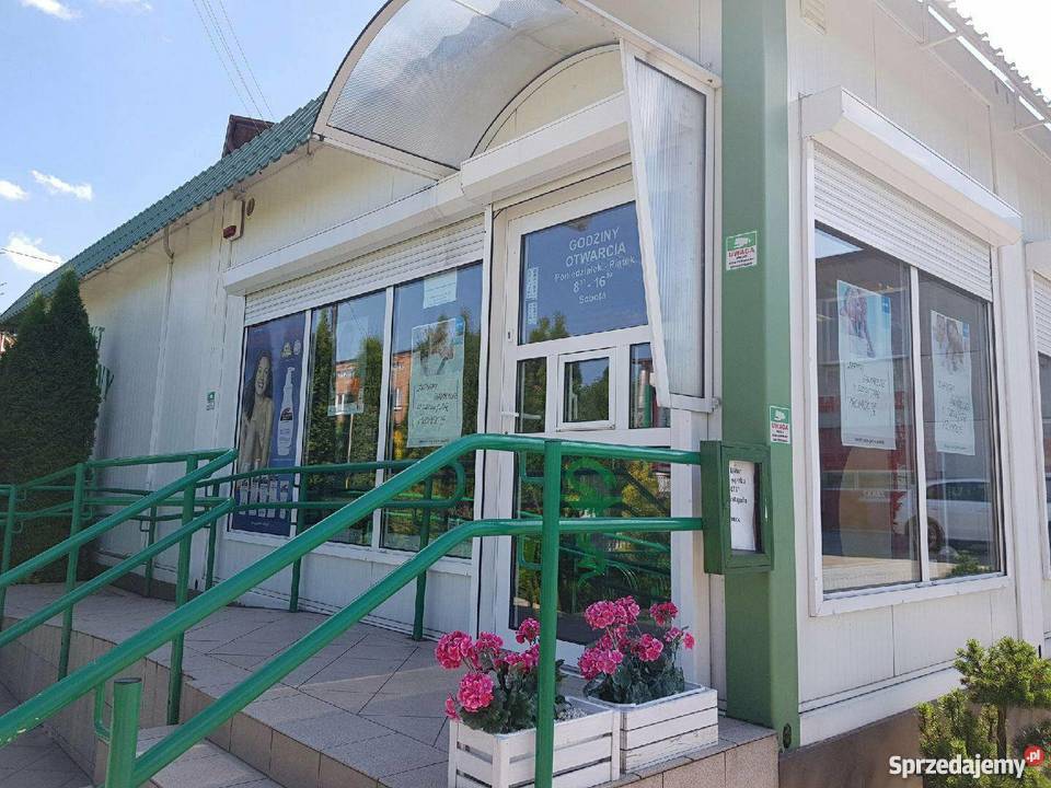 sprzedam prosperujący punk apteczny w Puszczewie parking Końskie sprzedam