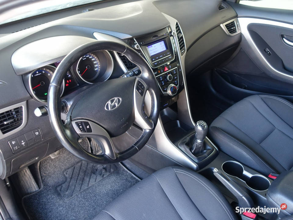 Hyundai i30 14 Ben100CzujParkowaniaDoświetlanie przyciemniane szyby