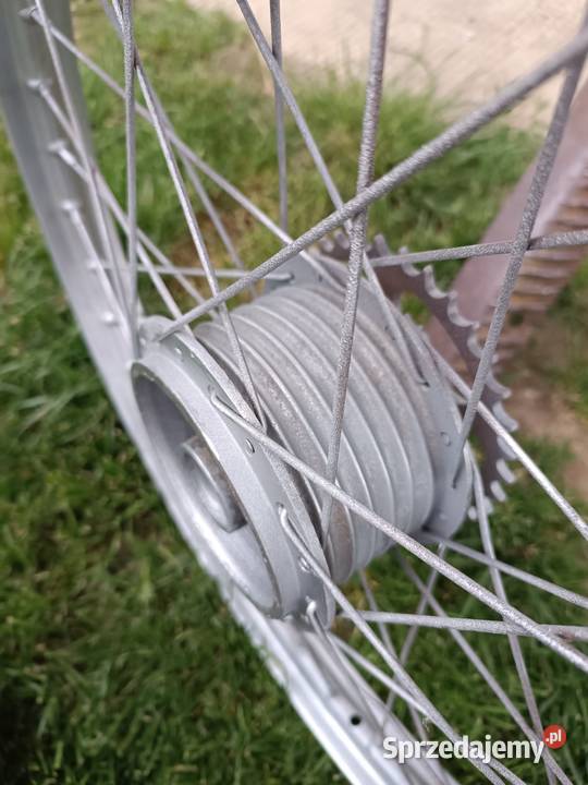 Oryginalne odrestaurowane koło felga tył tylnie Motoryzacja wielkopolskie sprzedam