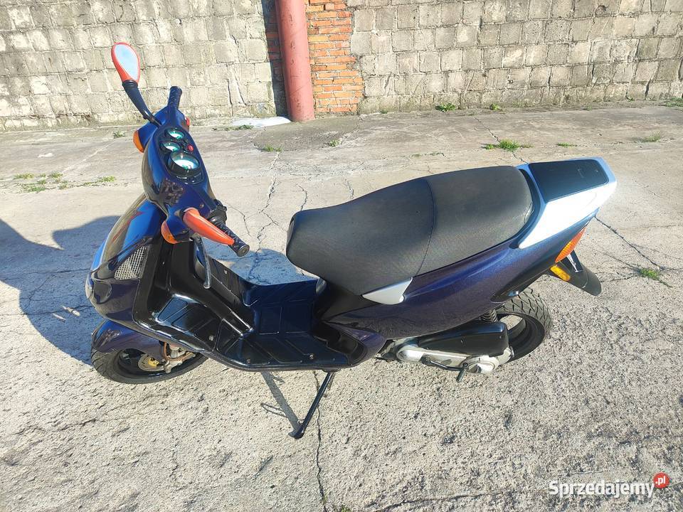 Skuter Piaggio NRG Września