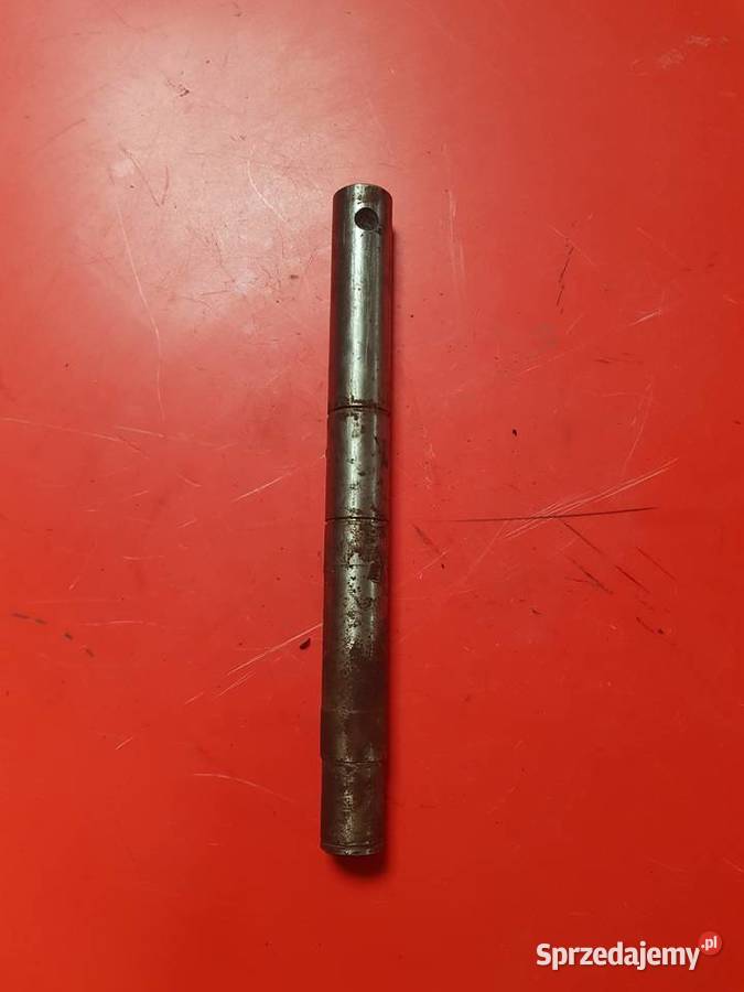 Wałek napędowy przekładni kątowej kombajn Z644