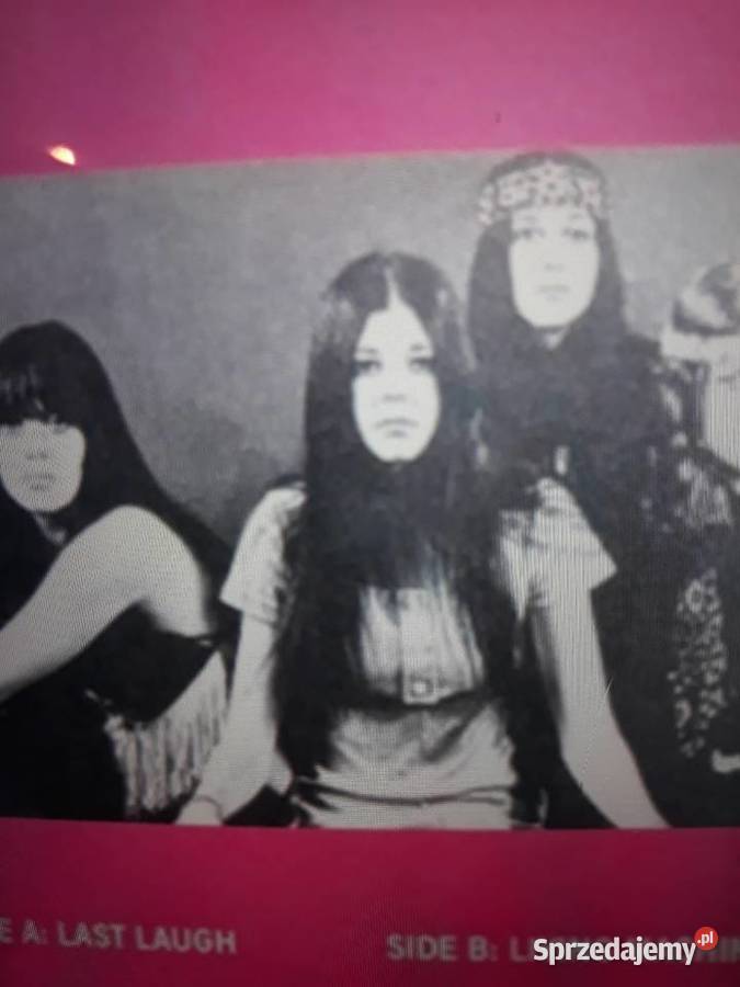 Archiwum hard psych rocka CRADLE Living Machine rock