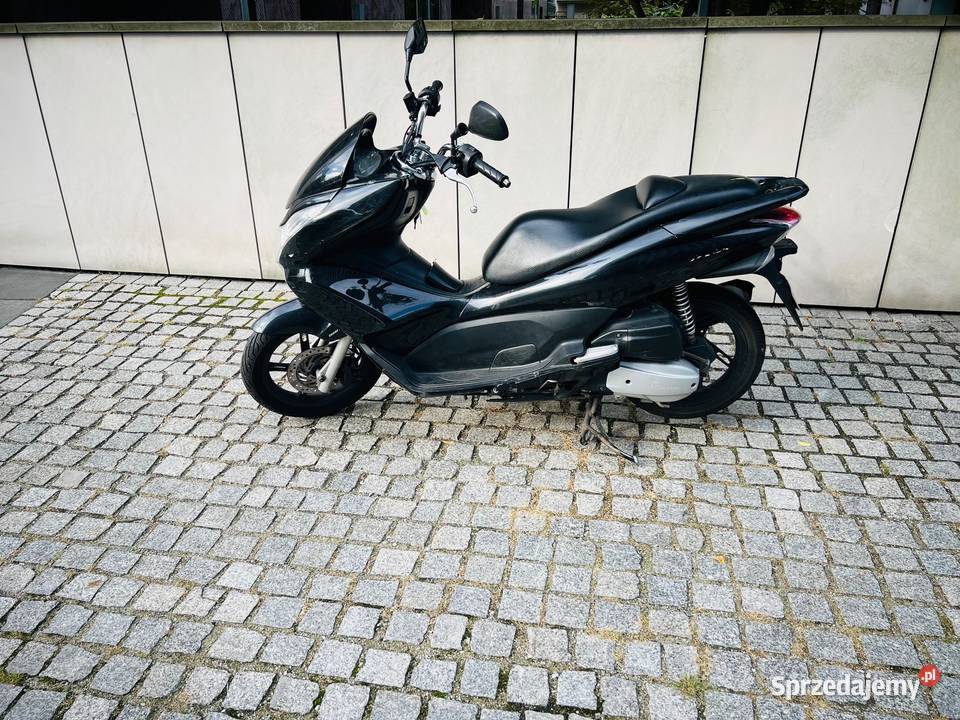 Honda PCX 125ccm 2012 stan Warszawa transport 125cm3