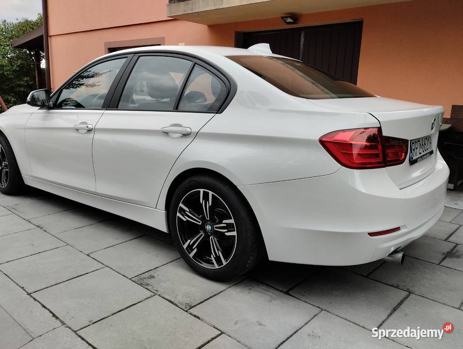 BMW Serii 3 F30 2012 316d mapie ok 180 Zadbane Seria 3 sprzedam