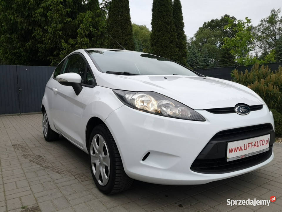 Ford Fiesta 125 16V 60 Klimatyzacja Isofix 2/3 Motoryzacja Strzegom sprzedam