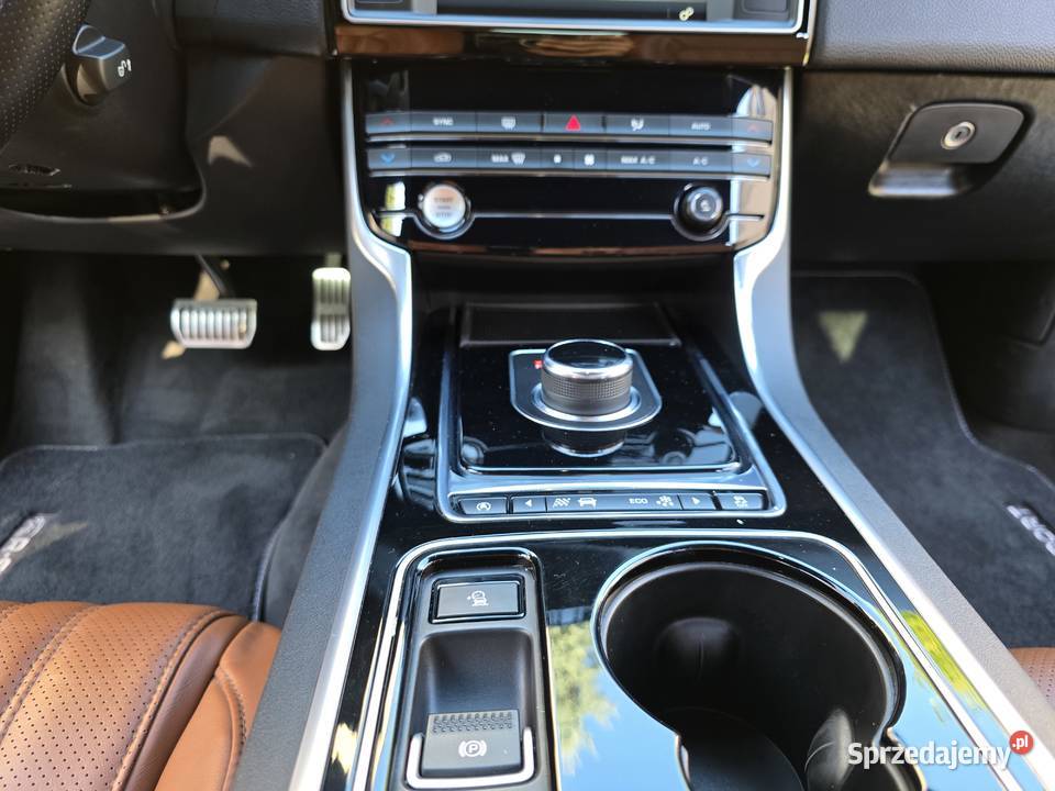 Jaguar XE 20 D AWD RSport Bezwypadkowy Zawiercie