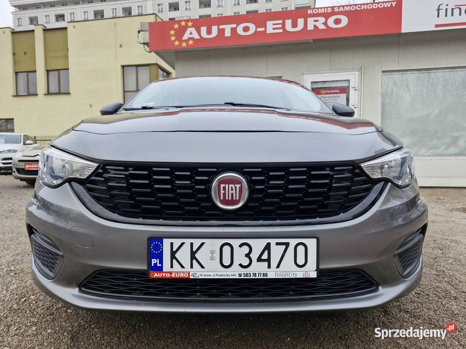 14 benz LPG z 2019 roku salon Polska 2 x koła VAT marża Kraków