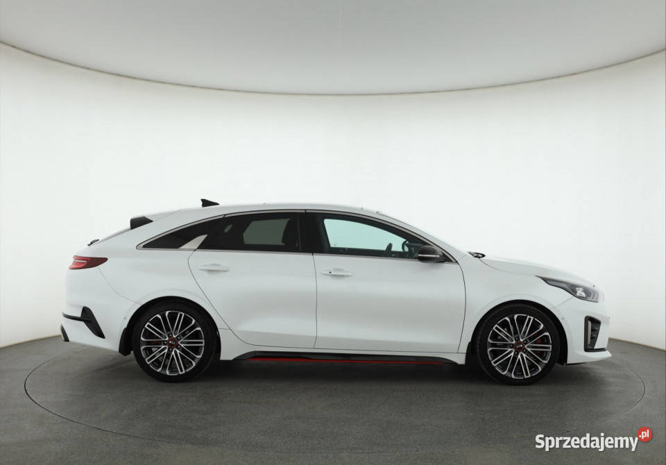 Kia ProCeed GT 16 TGDI tempomat