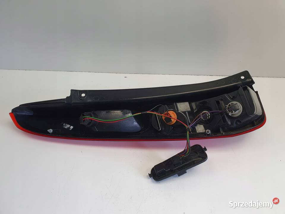 LAMPA PRAWA Ford Fiesta Mk5 Mk6 lift 0508r Rudka