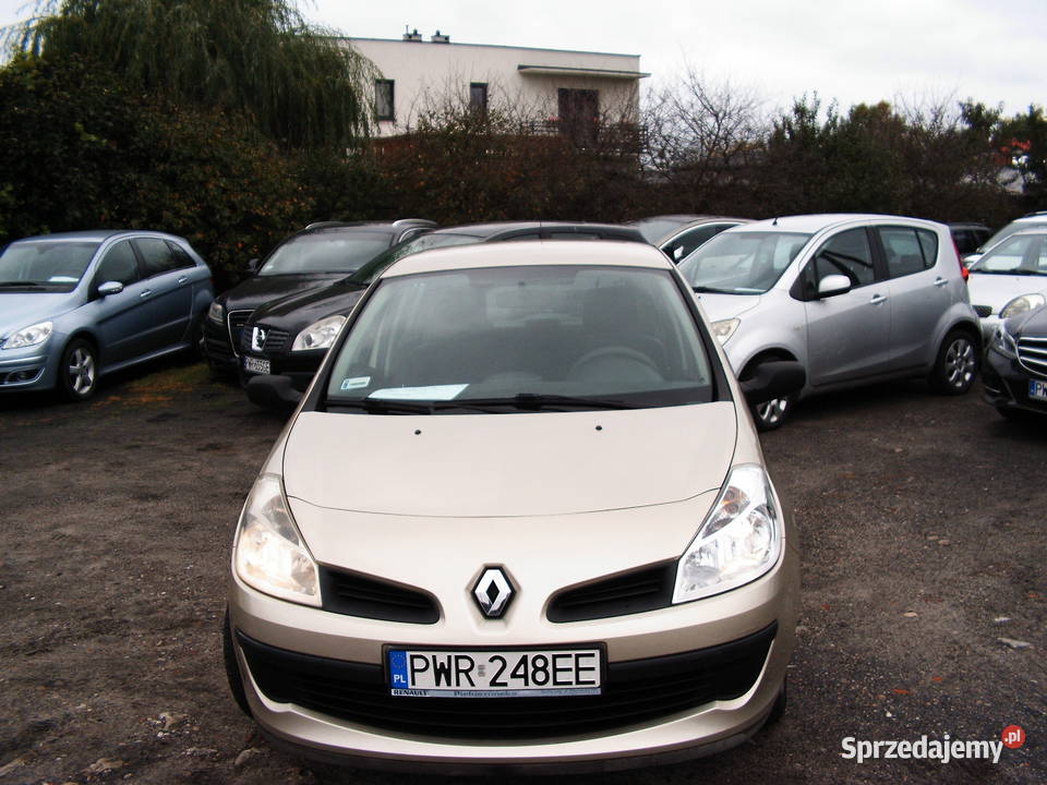 Renault Clio 14 Benzyna 2006 r autoalarm sprzedam