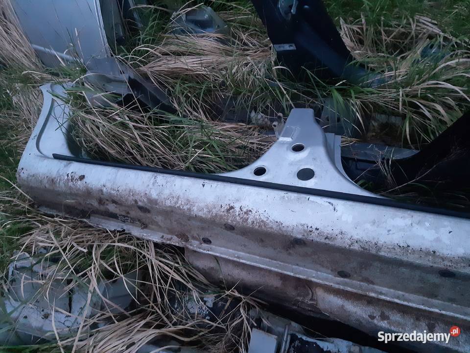 Opel Zafira B prawy próg element cięty osobowe Karoseria Łódź