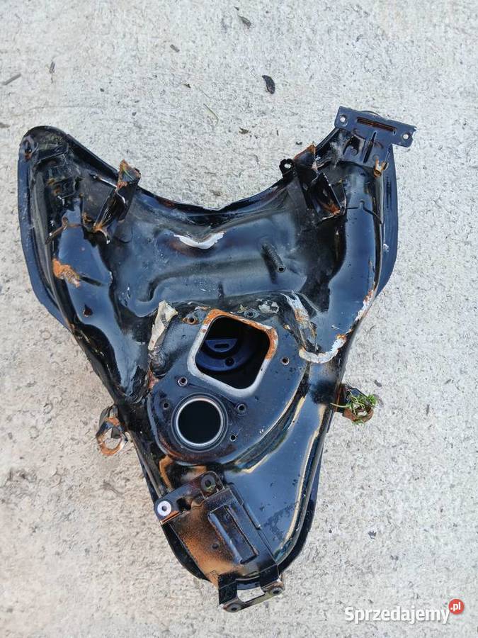 KTM Duke 790 2022 zbiornik paliwa uszkodzony Szczerbice
