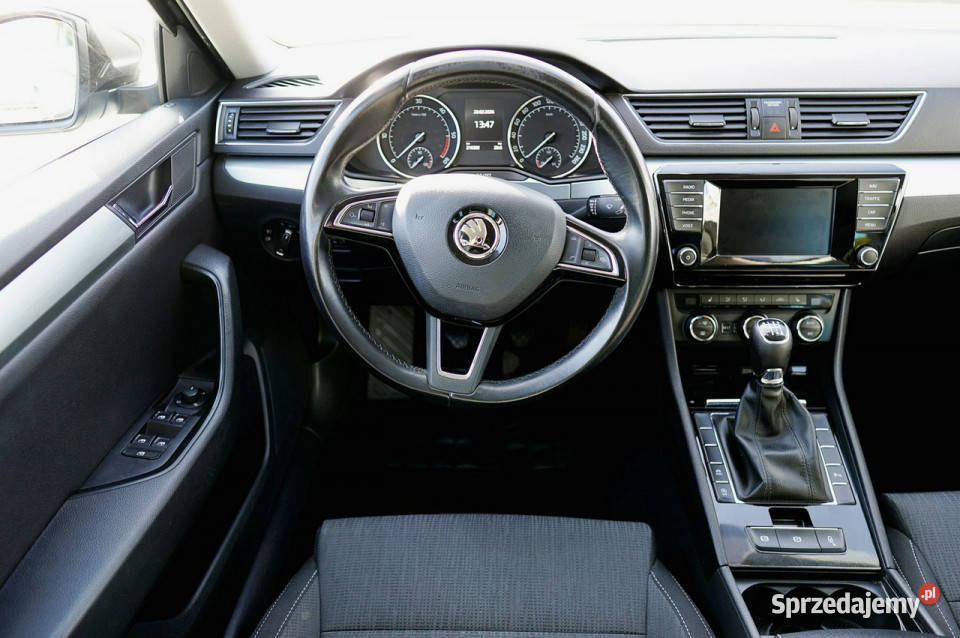 koda Superb oryginalny lakier oszczędny Apple Warszawa