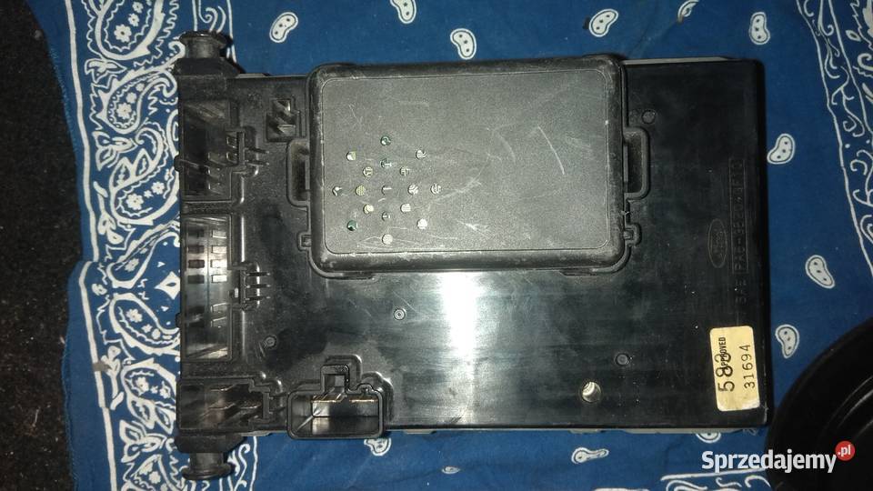 SKRZYNKA BEZPIECZNIKÓW MONDEO MK1 18 16V Pozostałe