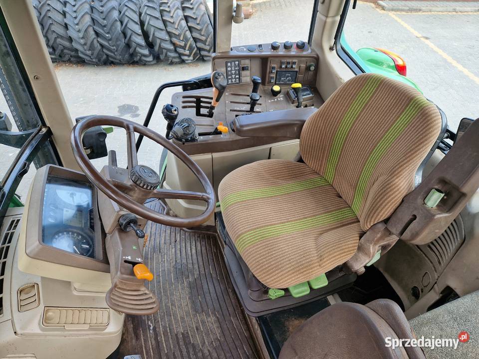 John Deere 6320 z turem Jd 6230 na zwykłej mazowieckie Laskowiec